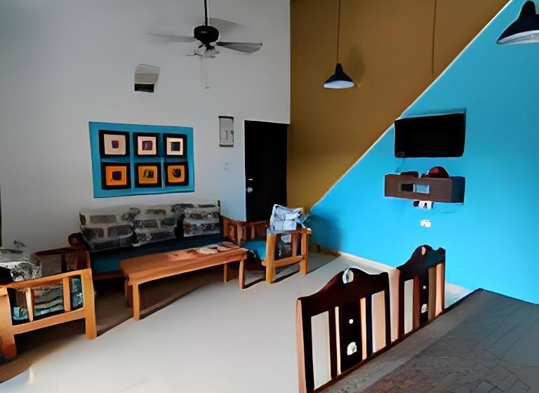 آپارتمان 1 خوابه با چشم‌انداز استخر, Ronne S 2bhk Lagoon Apartment  Calangute