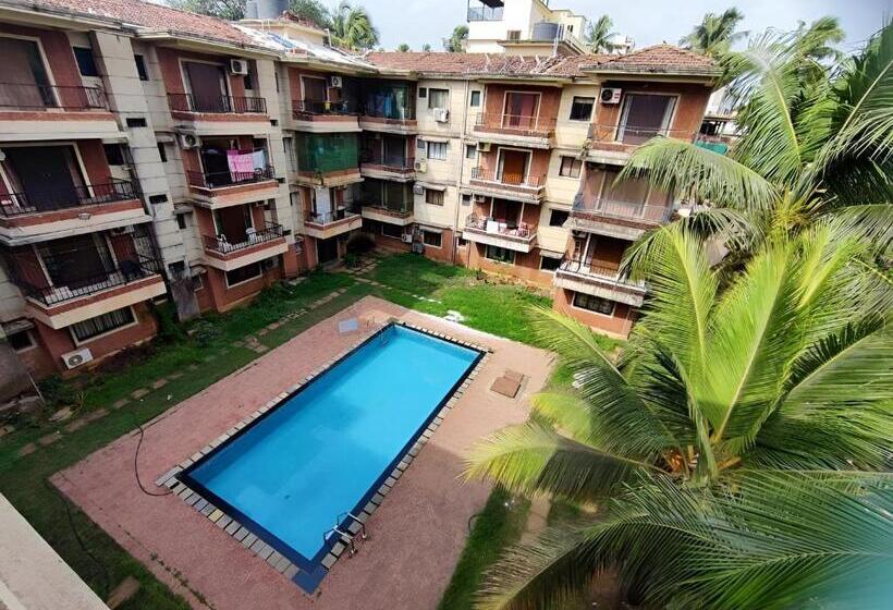 آپارتمان 1 خوابه با چشم‌انداز استخر, Ronne S 2bhk Lagoon Apartment  Calangute
