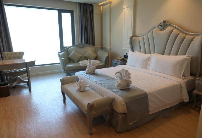 带大床的套房, Regenta Central Rs Chennai Omr Sipcot