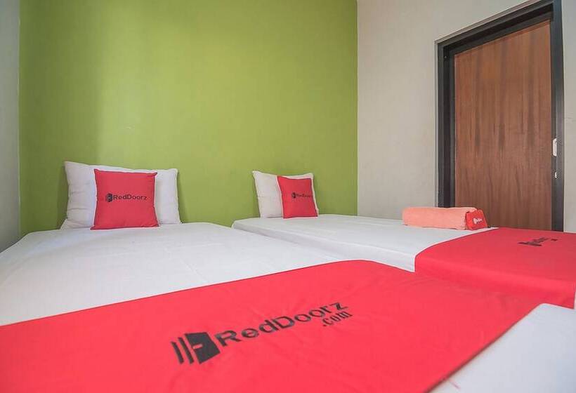Номер Стандарт, Reddoorz Syariah Near Krida Nusantara