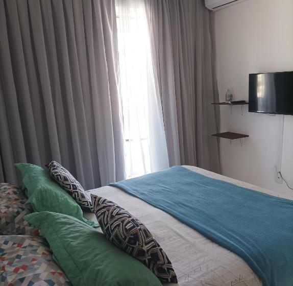 سوئیت با بالکن, Casa Estelar