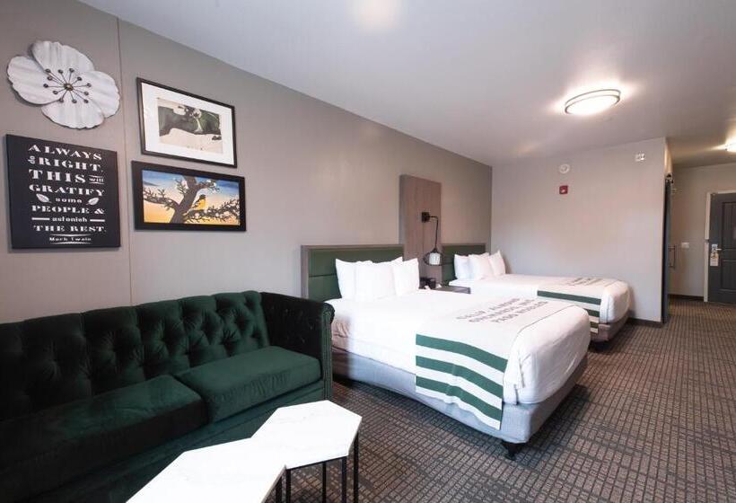 Люкс Кровать Квин, Oxford Suites Paso Robles