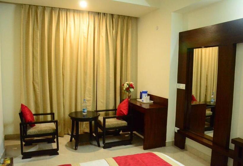 标准间, Milam Inn