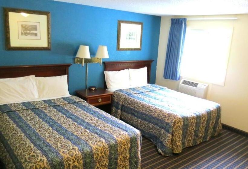 Номер Стандарт 2 Двуспальные Кровати, Budget Host Airport Inn