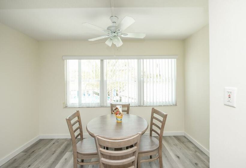 Люкс 2 Спальни, Siesta Key Beach Resort And Suites