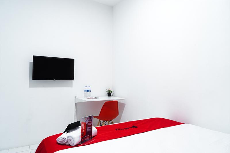 Номер Стандарт, Reddoorz Near Seasons City Mall