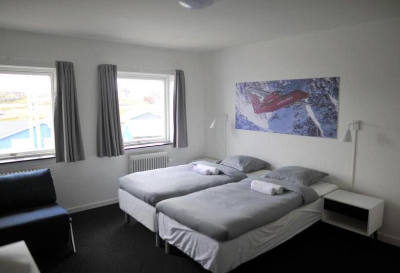 اتاق خانوادگی با سرویس بهداشتی مشترک, Nuuk City Hostel
