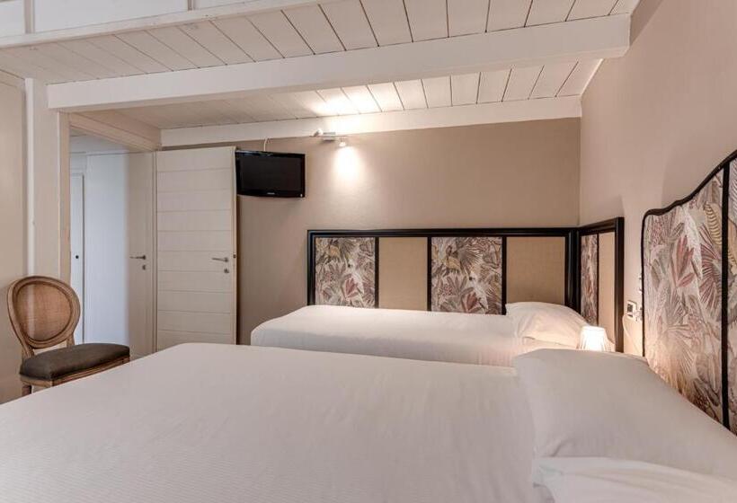اتاق استاندارد سه نفره, B&b L' Orangerie