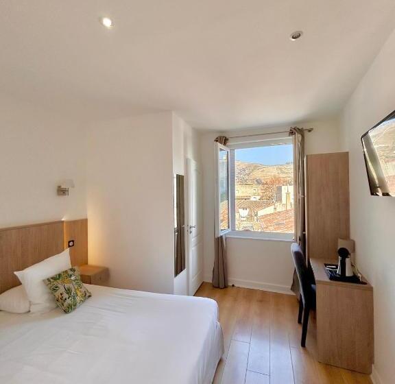 Номер Комфорт, Hôtel Les Deux Coteaux