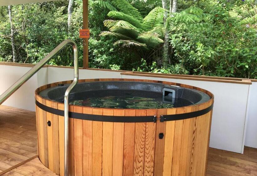 Семейный Номер, Sapphire Springs Holiday Park And Thermal Pools