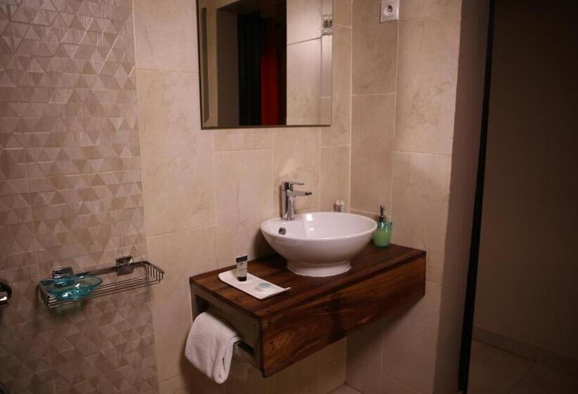 سوییت سوپریور, Au Bord De L'eau