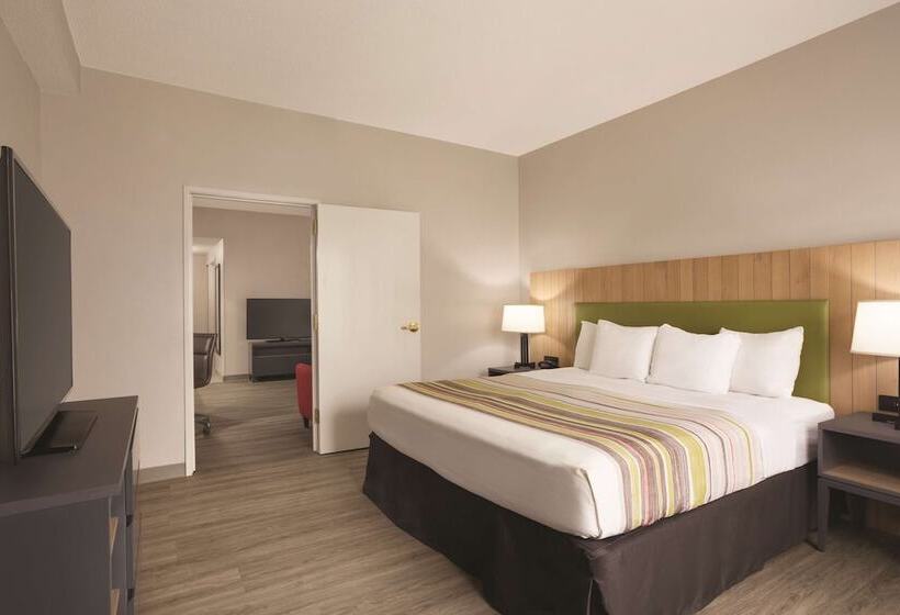 סוויטה מותאמת לאדם עם מוגבלויות, Country Inn & Suites By Radisson, Chattanoogalookout Mountain