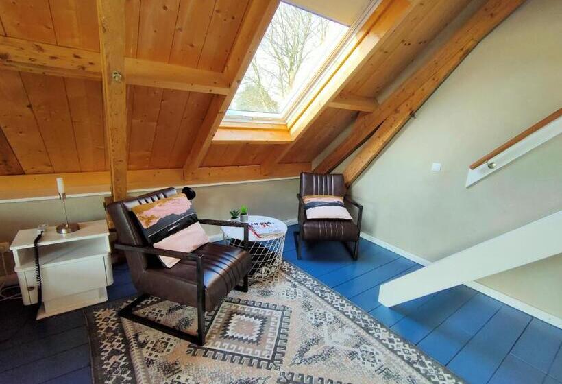Люкс Повышенной Комфортности, B&b Het Voorhuis
