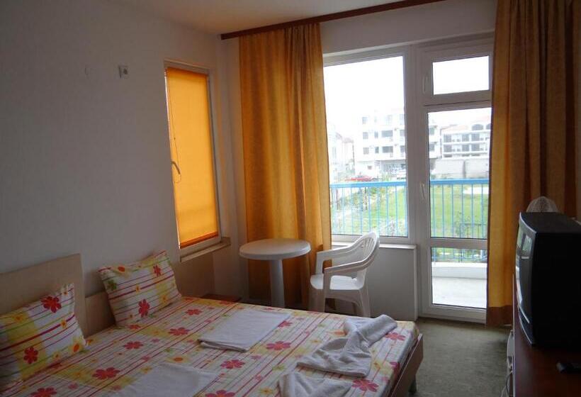 חדר אקונומי, Lilia Guest House