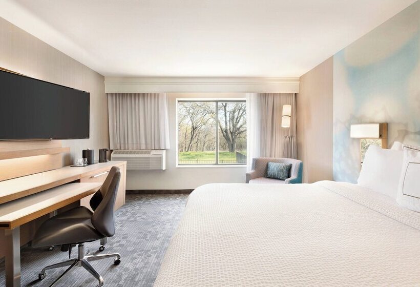 스탠다드 룸 더블 침대, Courtyard By Marriott Roseville