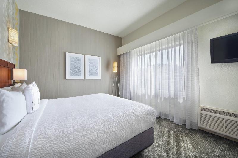 Quarto Standard Cama King, Courtyard Mishawaka University Area