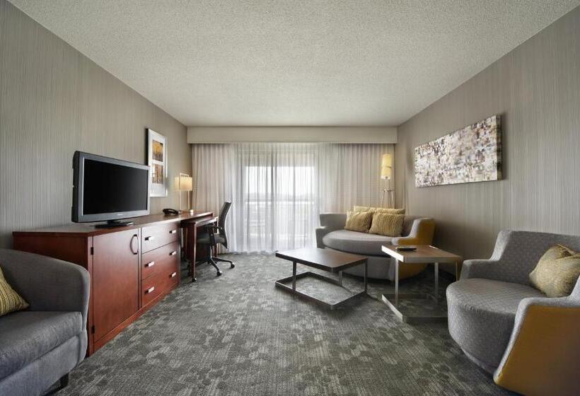 Suite Cama King, Courtyard Mishawaka University Area