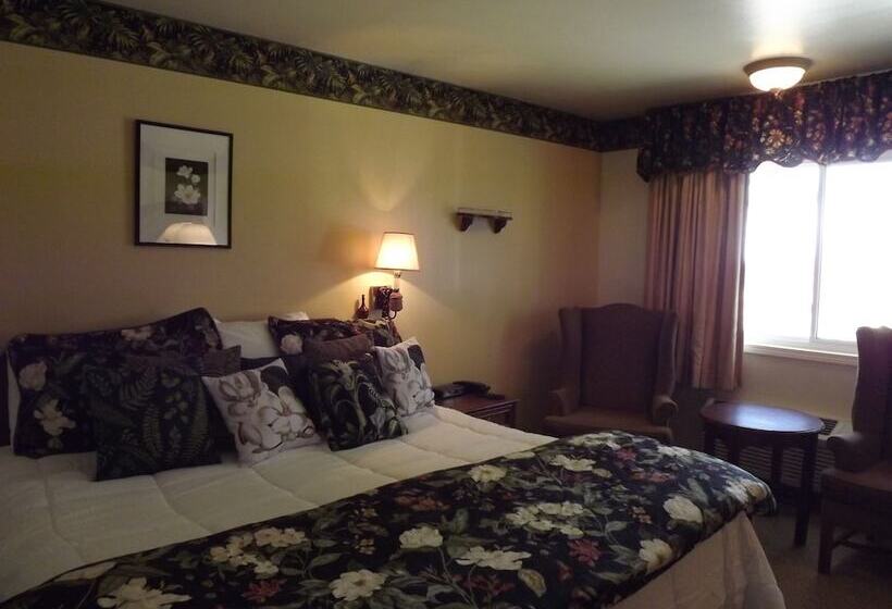 Номер Стандарт, Crest Country Inn
