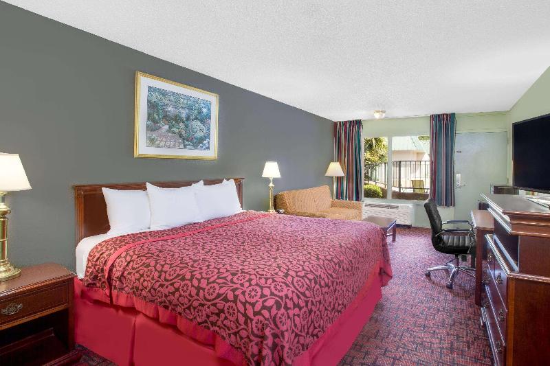 Стандартный Номер Кровать Кинг, Days Inn By Wyndham Mccomb Ms
