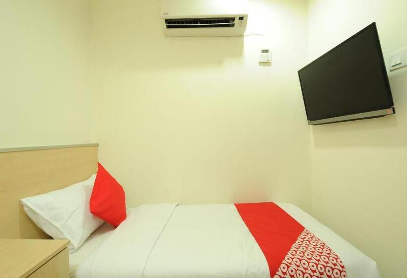 Номер Стандарт Индивидуальный, Batu Caves Star Hotel By Oyo Rooms