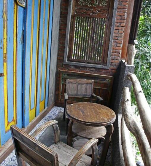 اتاق کلاسیک سه تخته, Twospaces Living At Bunga Desa, Jimbaran