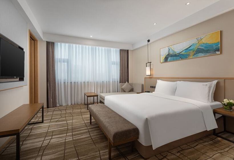 Люкс, Holiday Inn Chengdu Airport, An Ihg