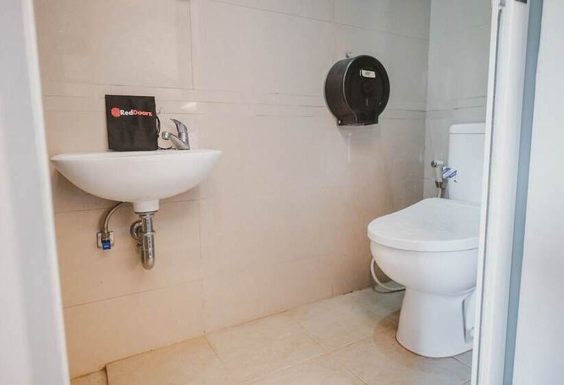 Семейный Номер, Reddoorz @ Jamin Ginting Medan
