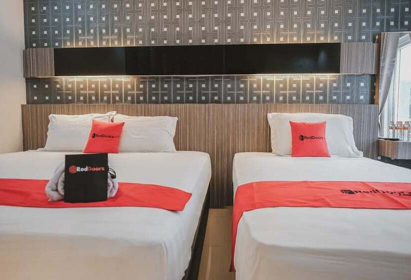 Семейный Номер, Reddoorz @ Jamin Ginting Medan