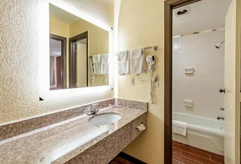 Номер Стандарт 2 Двуспальные Кровати, Econo Lodge Worthington