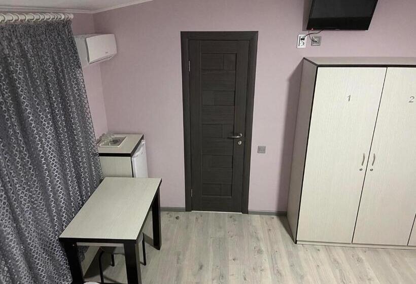 اتاق سوپریور خانوادگی, Guest House Max