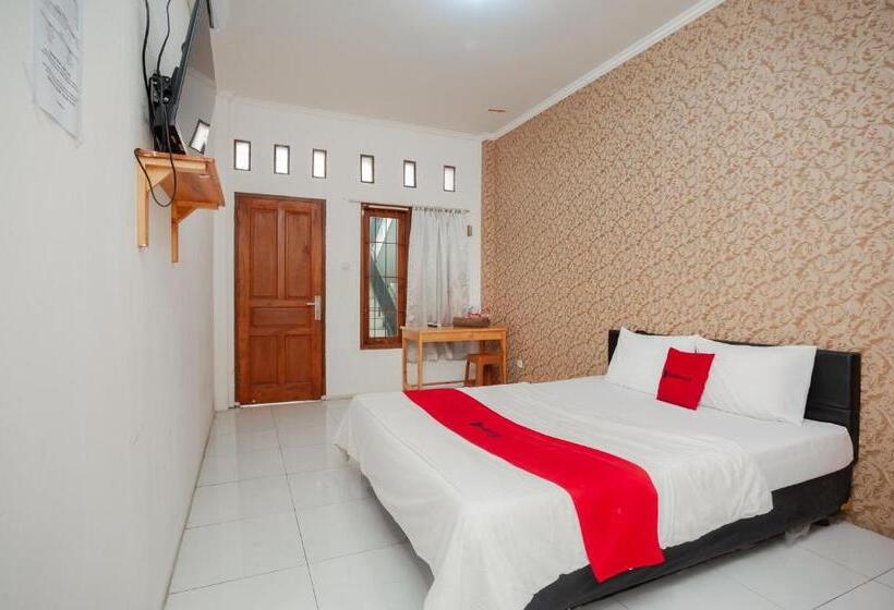Номер Стандарт, Reddoorz Syariah Near Jatisampurna Hospital