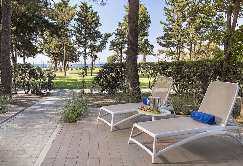 Бунгало Deluxe, The Signature Level At Grand Palladium Sicilia Resort & Spa