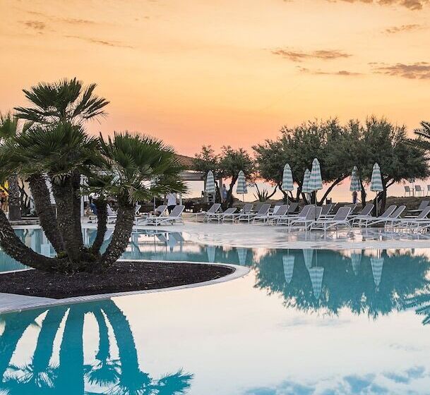 Номер Deluxe, The Signature Level At Grand Palladium Sicilia Resort & Spa
