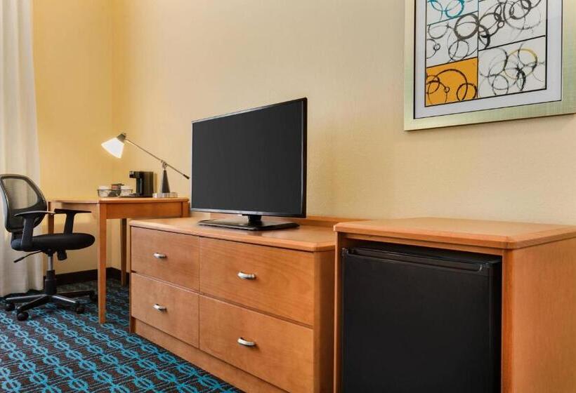Номер Стандарт Кровать Кинг Адаптированный для Инвалидов, Fairfield Inn & Suites By Marriott Toledo Maumee