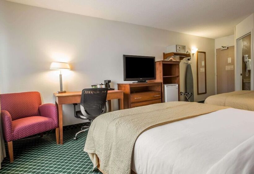 Номер Стандарт 2 Двуспальные Кровати, Quality Inn Colchester  Burlington