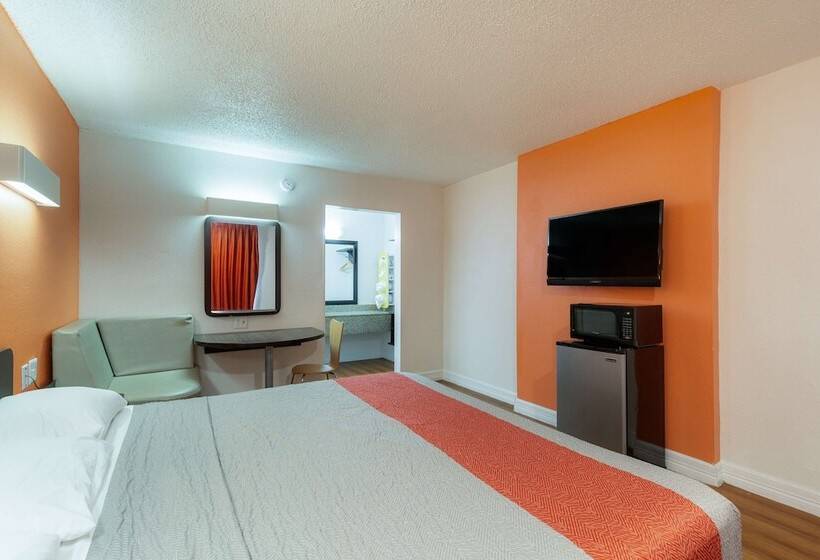 Номер Deluxe, Motel 6 Houston, Tx  East