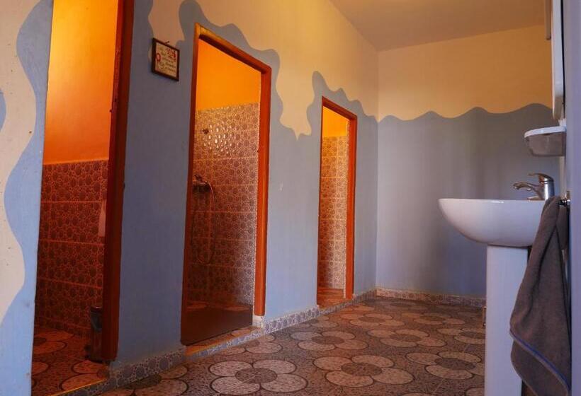 Номер Стандарт Совместная Ванная, Auberge Hostel Traditionnel