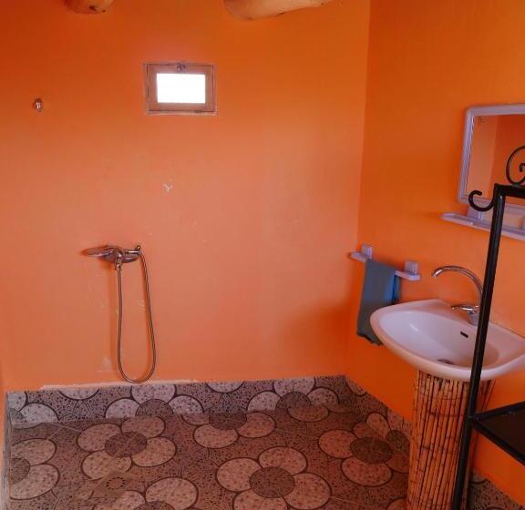 Четырехместный Номер Стандарт, Auberge Hostel Traditionnel