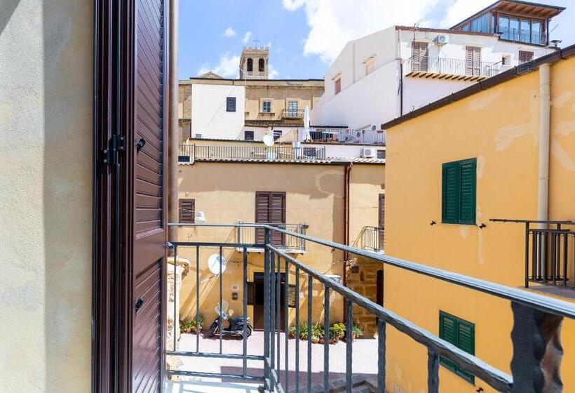 Номер Deluxe с Балконом, Bnb Sant Alfonso