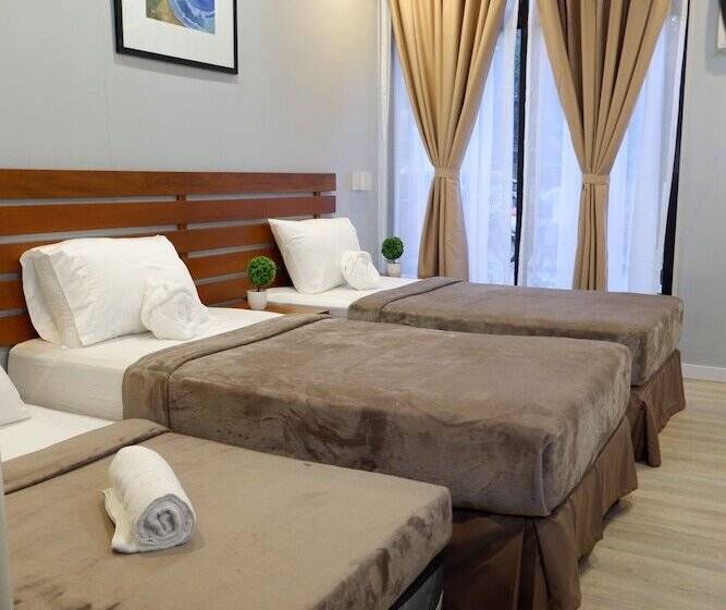 اتاق استاندارد سه نفره, Cargotel Travel Inn
