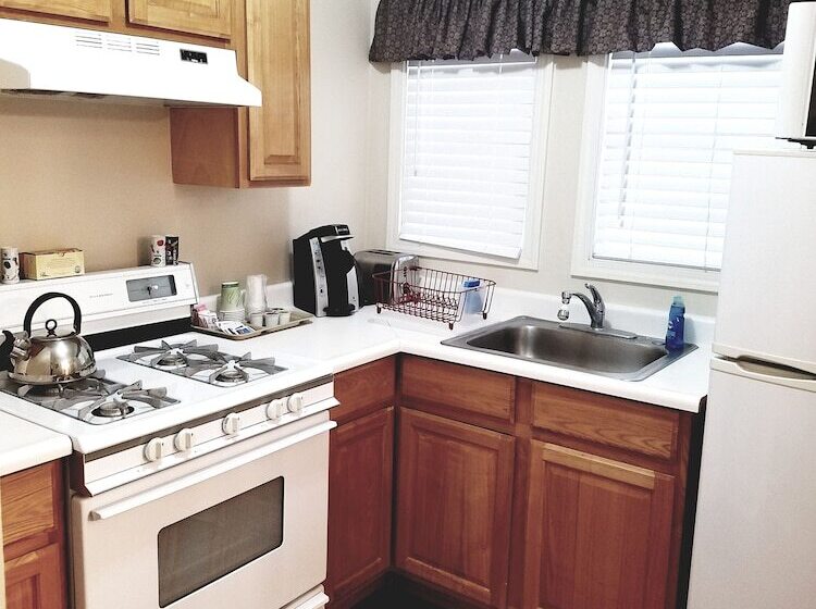Президентский Люкс, Los Gatos Garden Inn
