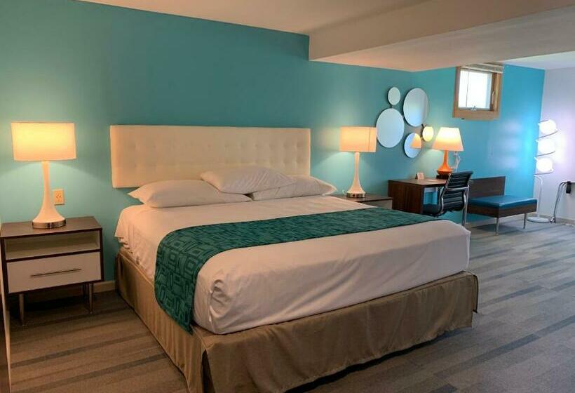 Люкс Кровать Кинг, Howard Johnson By Wyndham Williamstown