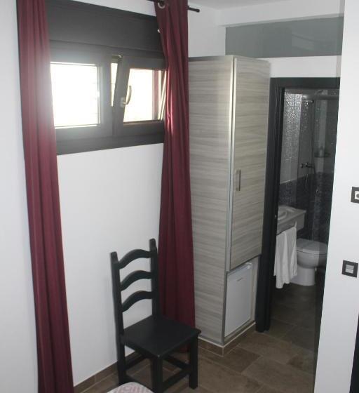 Economy-huone, Hostal Maria Jose