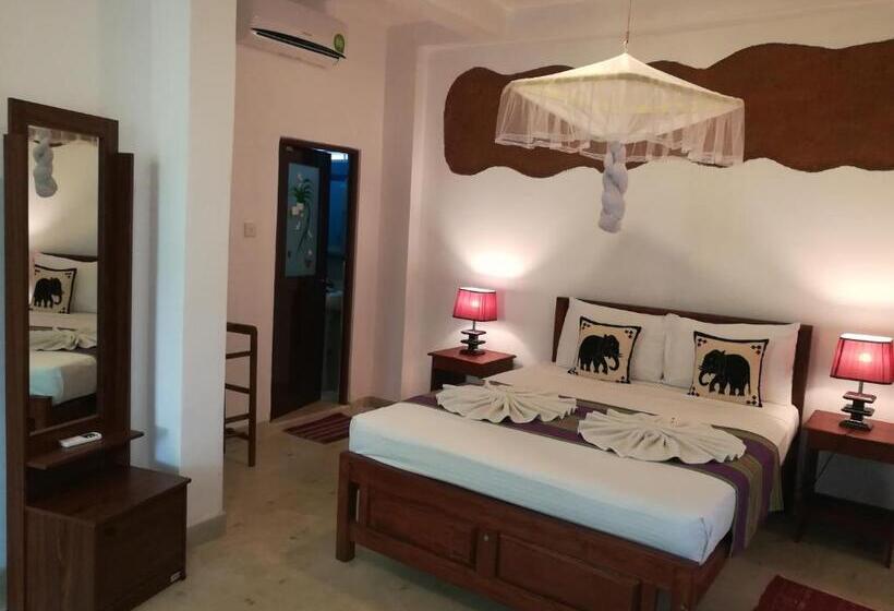 اتاق لوکس با چشم‌انداز باغ, The Nature Park Villa