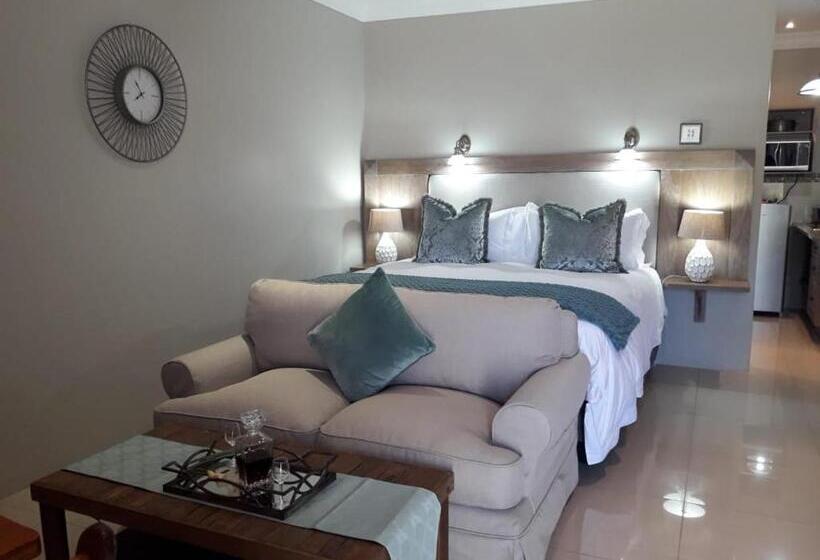 Люкс Deluxe Кровать Кинг, Willow Manor