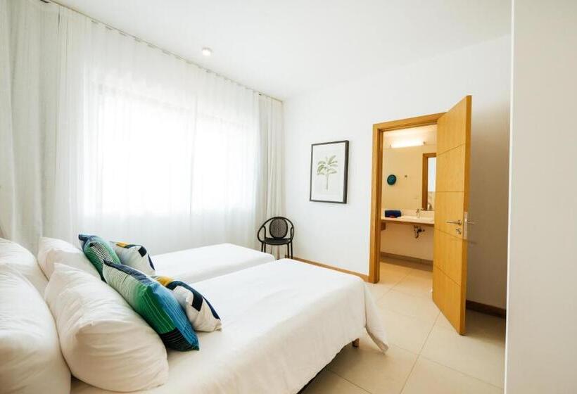 ویلای 4 خوابه, Mythic Suites & Villas