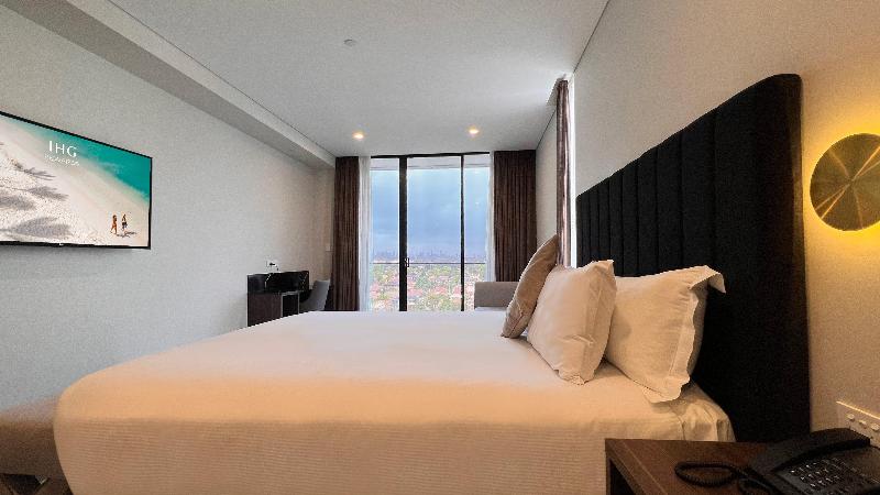 Номер Премиум, Crowne Plaza Sydney Burwood, An Ihg
