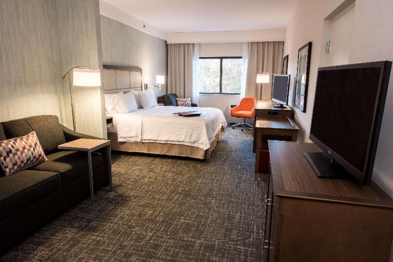Полулюкс Кровать Кинг, Crowne Plaza Sydney Burwood, An Ihg