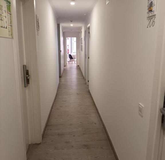اتاق استاندارد چهار تخته, Walk In Sodré