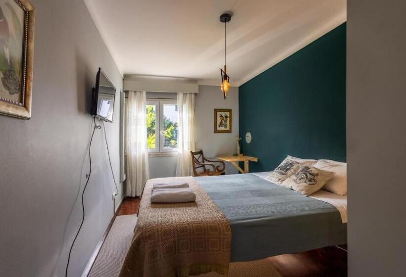 اتاق استاندارد, Màhouse Guesthouse